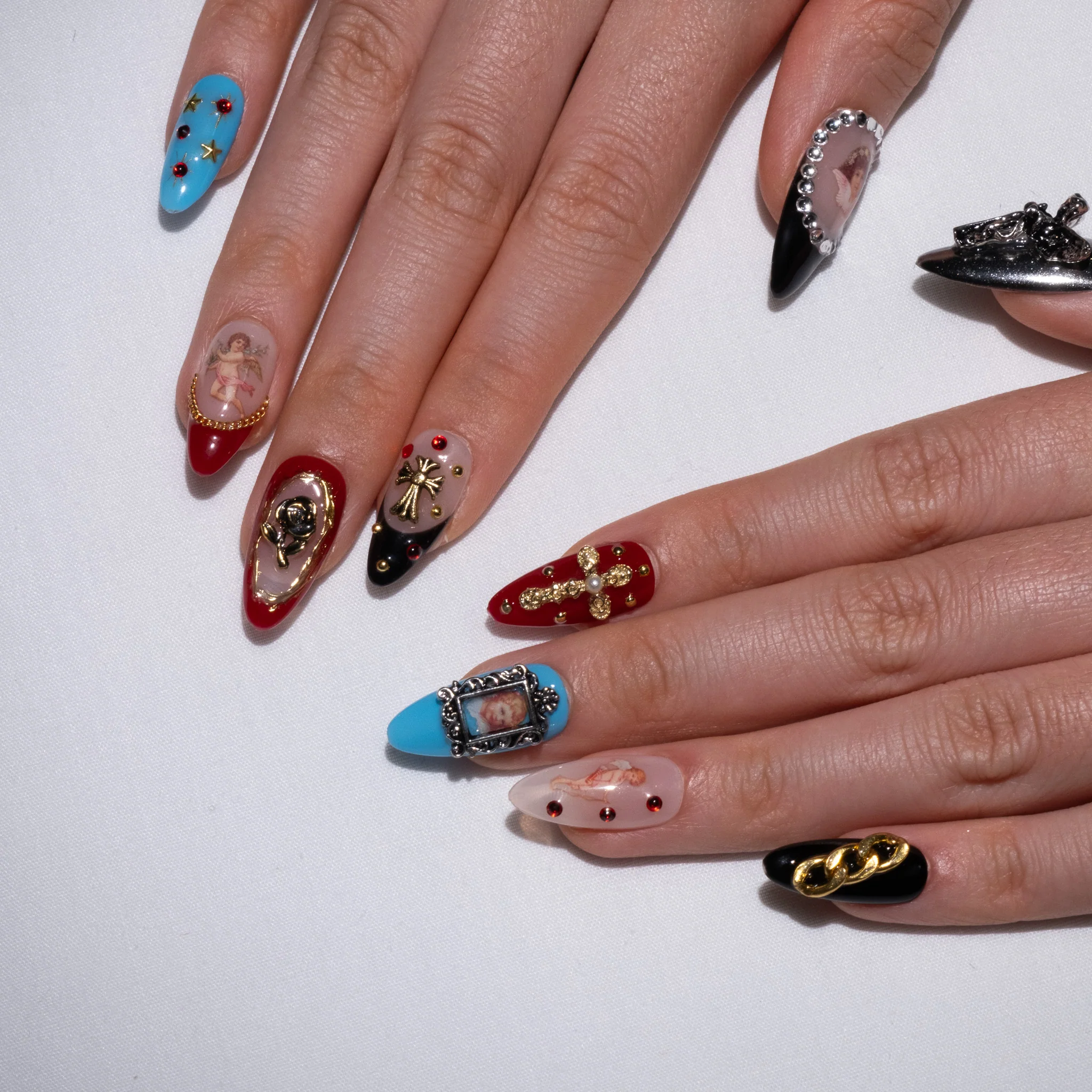 ARISTOCRAT - Image 4