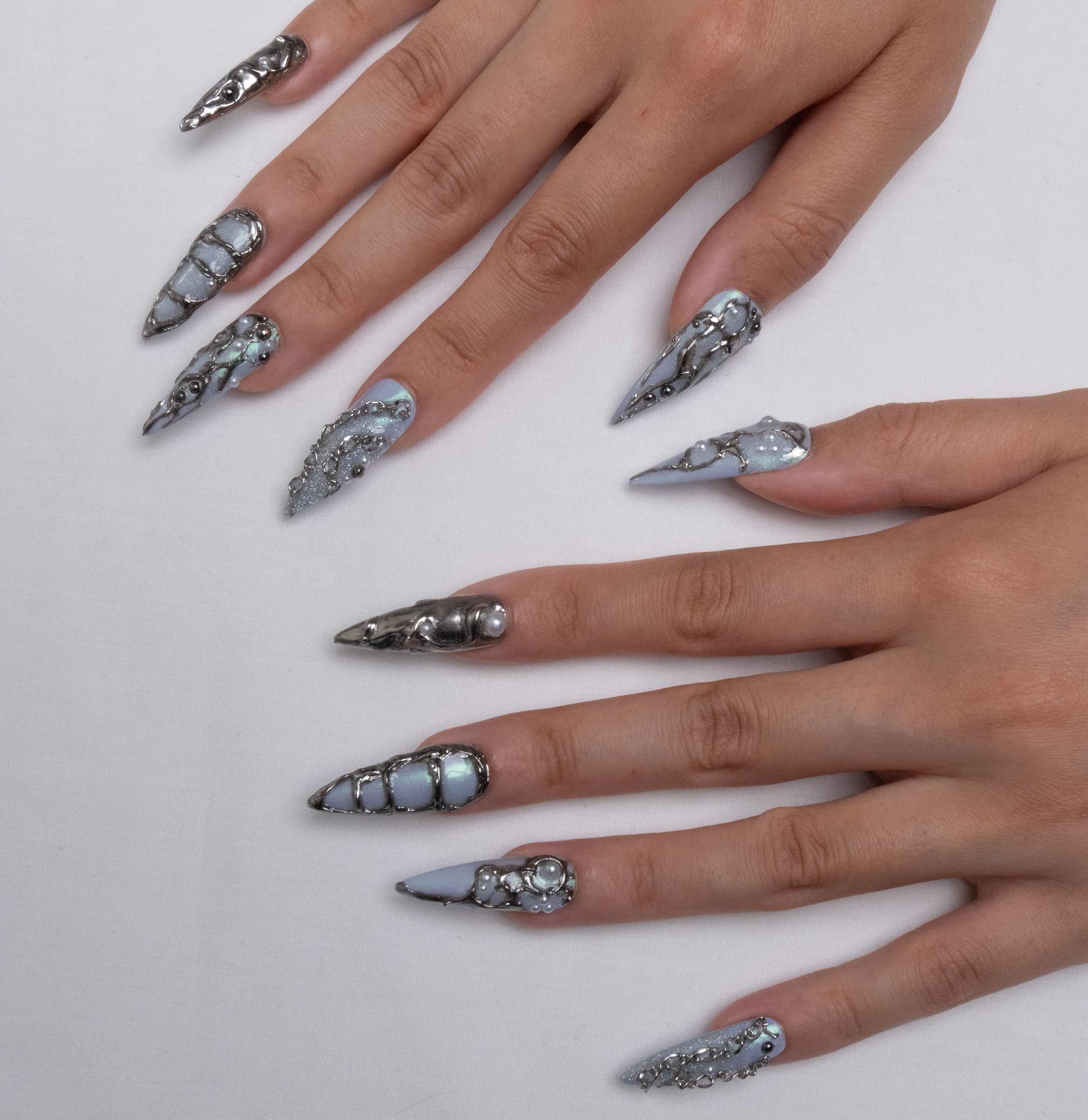 CYBER ALIEN - Image 3