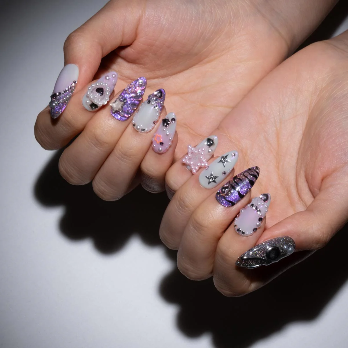 DISCO QUEEN - Image 3