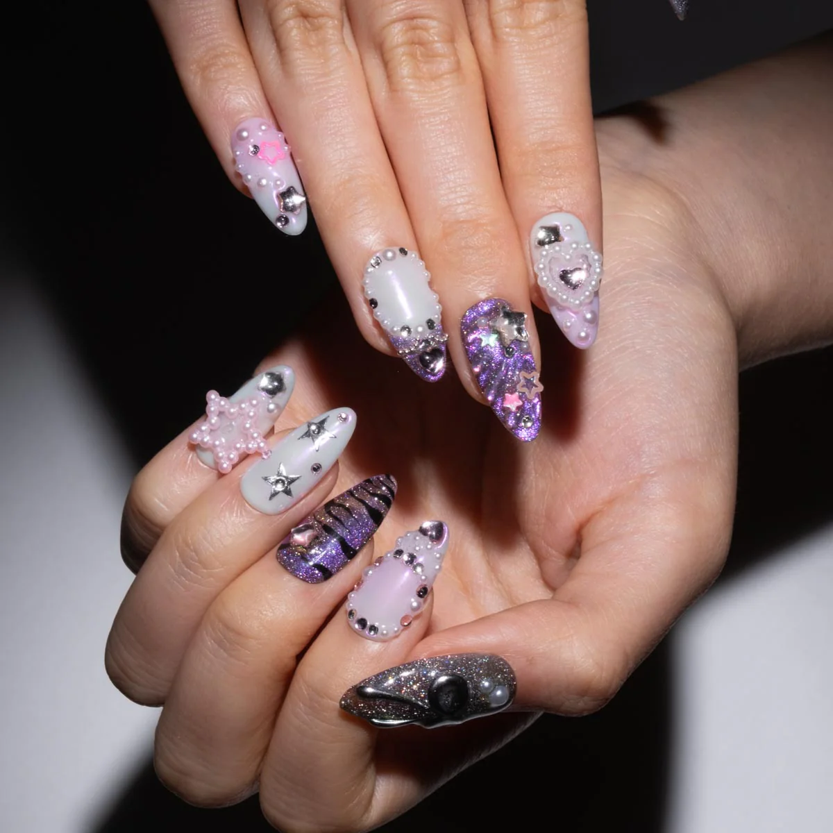 DISCO QUEEN - Image 4