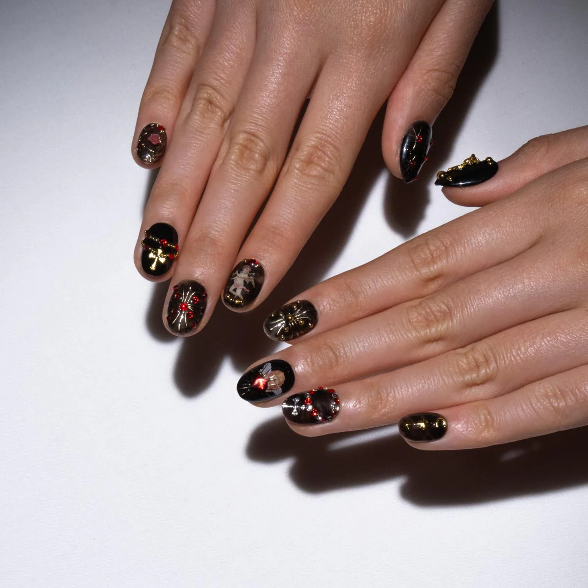 SILENT NIGHT - Image 3